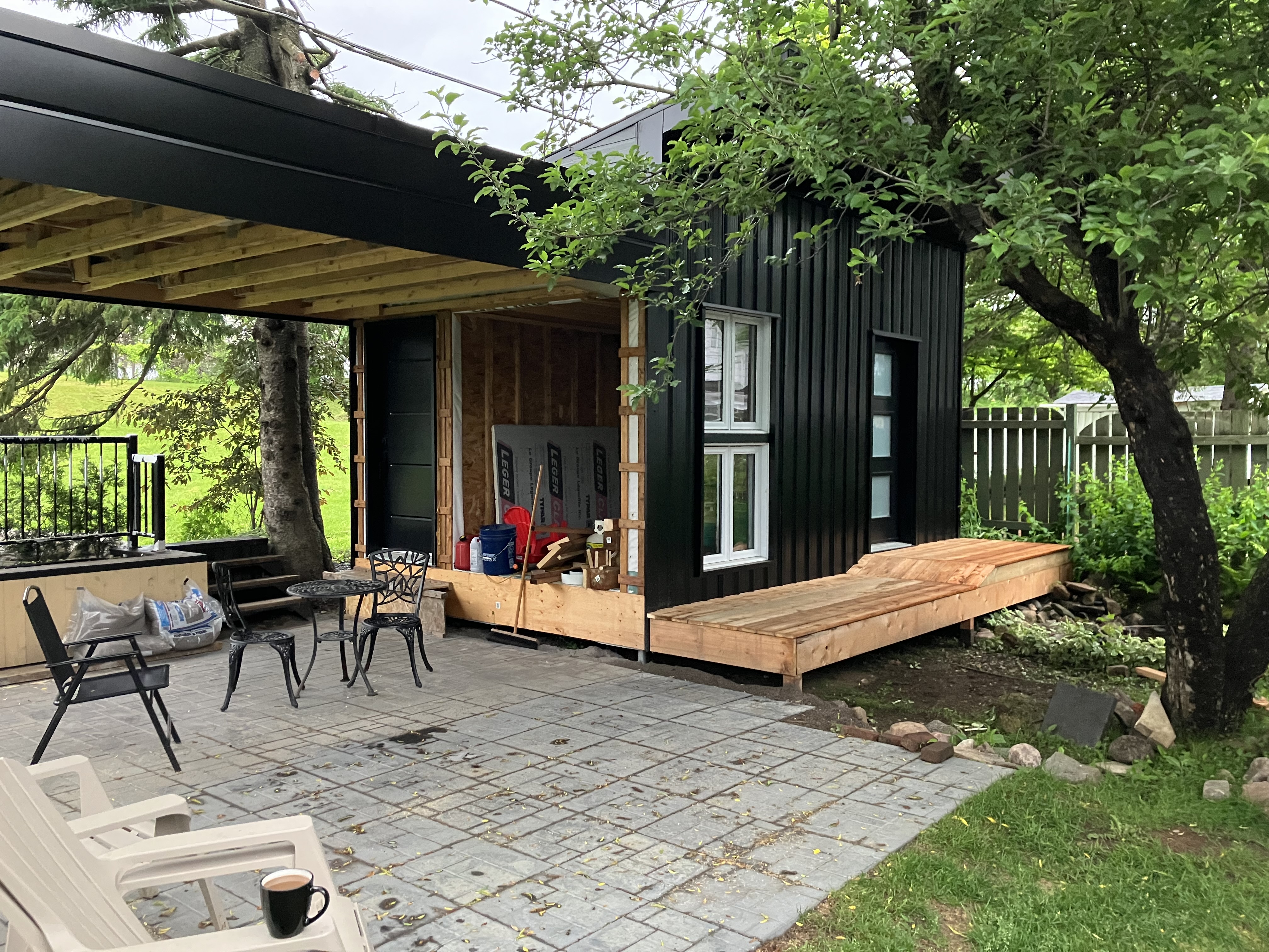construction_poolhouse_quebec_francois_cote (2)